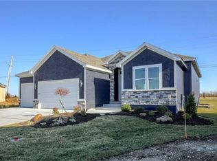 9142 Greeley St, Lenexa, KS 66227
