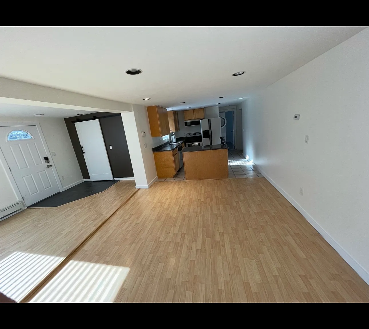 NE 140th St, Kirkland — Photo 3