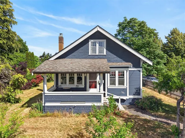 307 3rd St, Courtenay, BC V9N 1E3