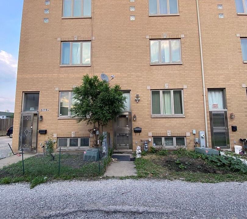1st image of 2229 S Stewart Ave Unit B