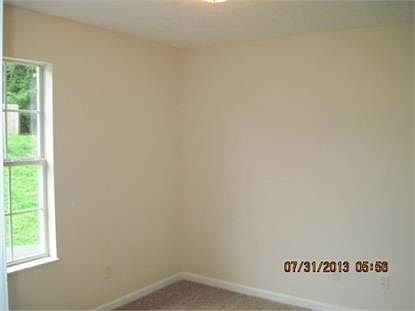 5th image of 620 Cornerbrook Ln