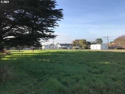 11th St SE #7900, Bandon, OR, 97411