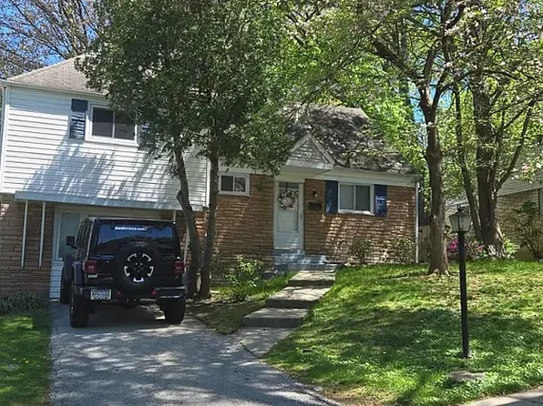 715 Oxford Rd, Bala Cynwyd, PA 19004