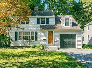 27 Hopper Ter, Rochester, NY 14612