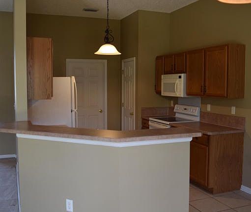 4th image of 3259 Chad Bourne Dr