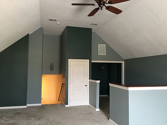 Office nook in bonus room. 