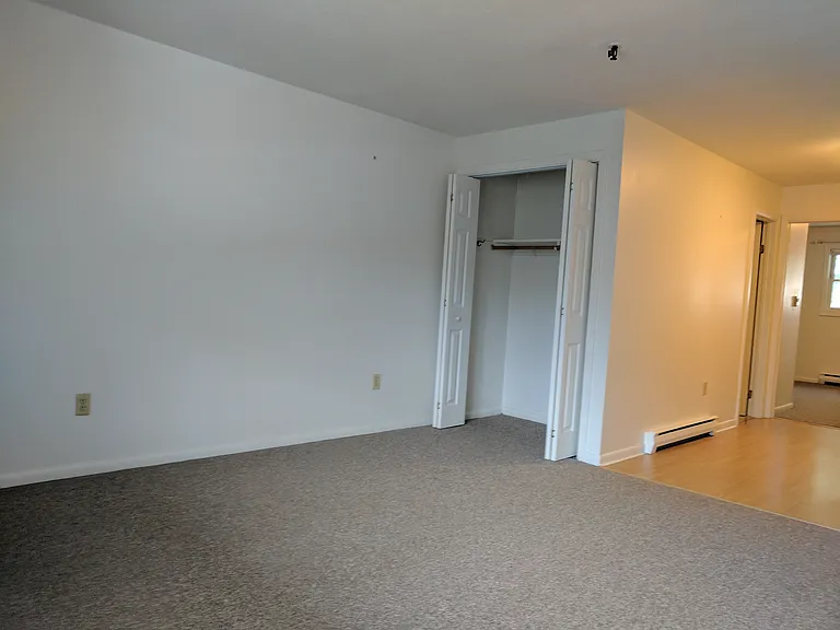 328 College St — Photo 23