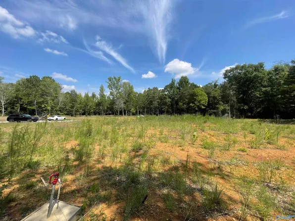 42 Lyle Cir, Somerville, AL 35670