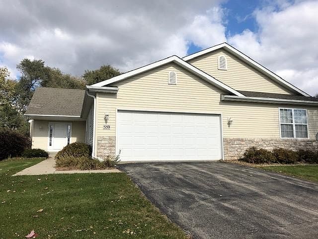1st image of 559 Moloney Dr