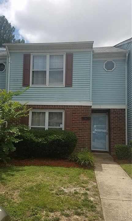 1st image of 424 Hollomon Dr