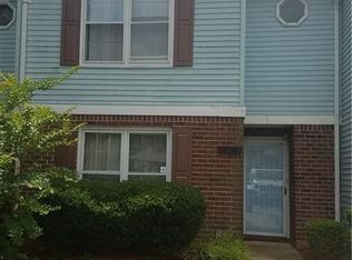 424 Hollomon Dr, Hampton, VA 23666