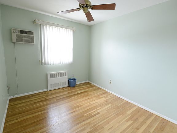 3rd image of 2675 Lee Pl