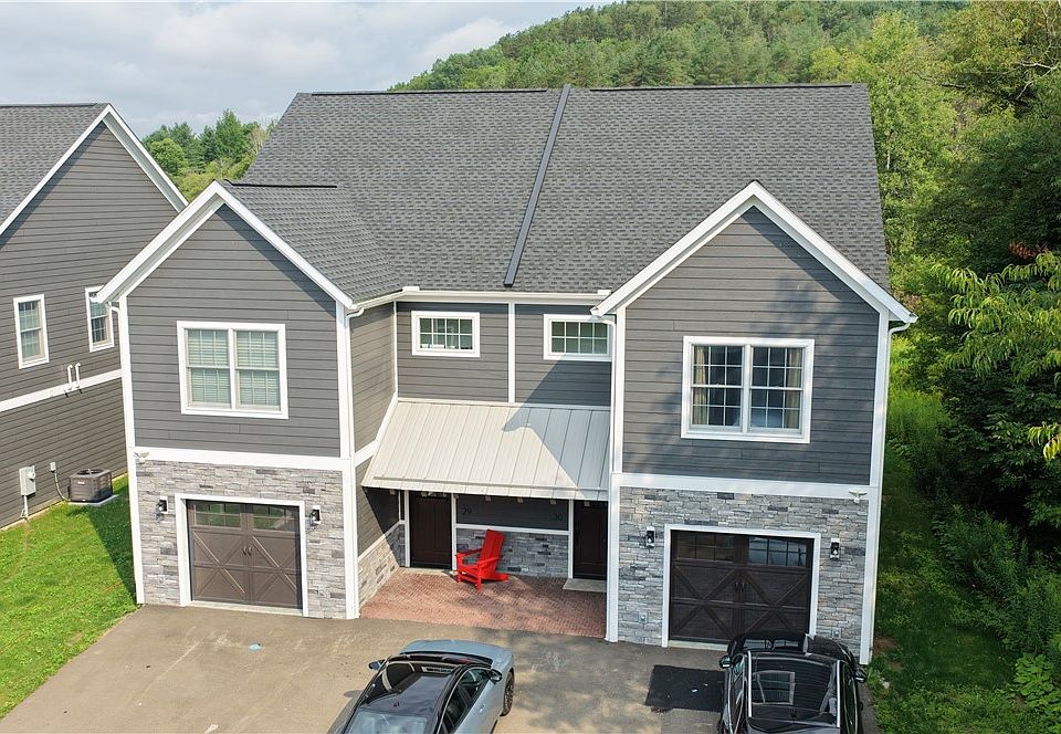 1st image of 30 Glen Burn Trl
