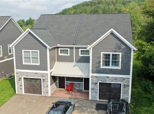 30 Glen Burn Trl, Ellicottville, NY 14731