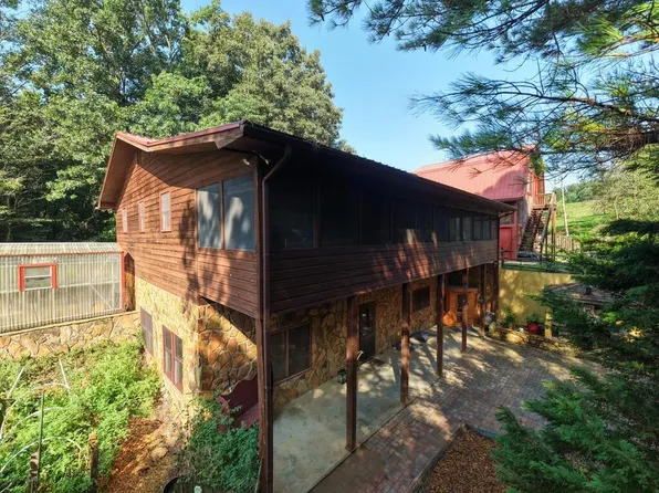 4782 Squirrel Hunting Rd, Morganton, GA 30560