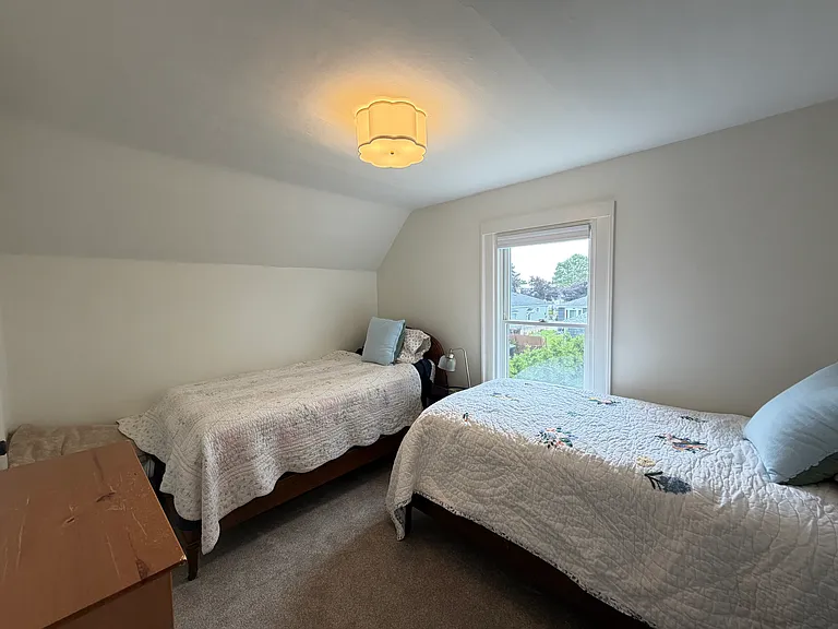 57 Caswell St — Photo 26