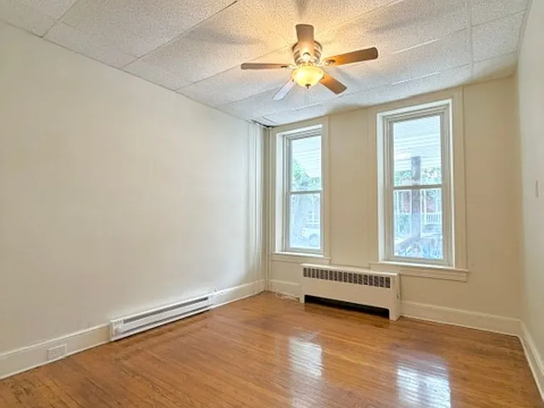 637 W Philadelphia St #1 — Photo 9