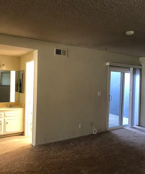 1704 Fern Ave — Photo 13