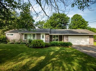 1010 S Keel Ridge Rd, Hermitage, PA 16148