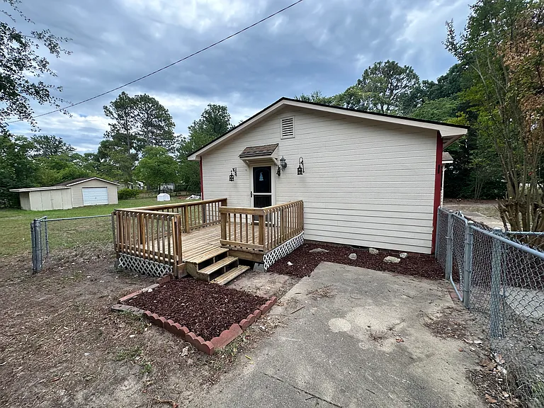 3257 Dorian Rd — Photo 3