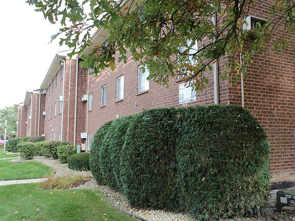 2nd image of 5345 Waterbury Way APT 204A