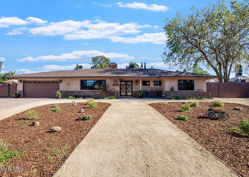1st image of 66 Old Farm Ct