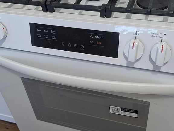 2nd image of 593 Arnett Blvd