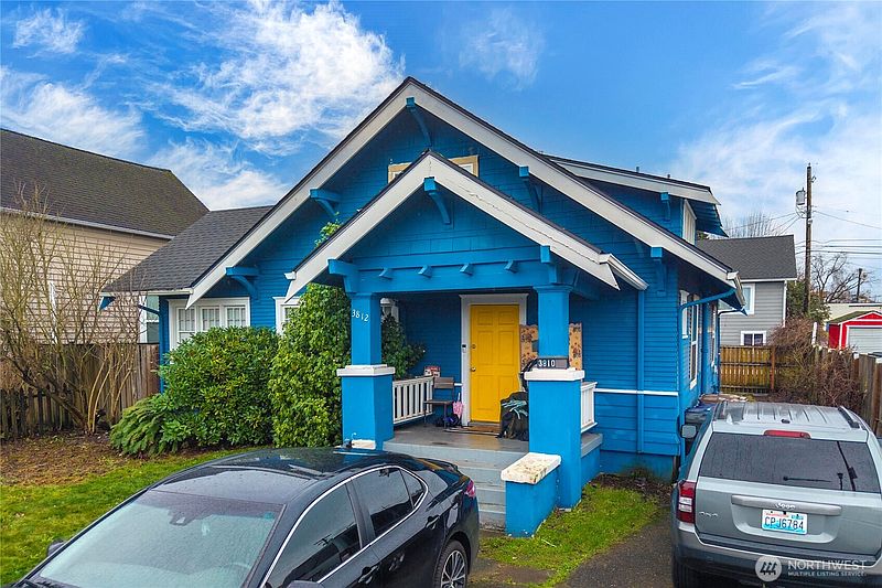 4th image of 3812 S Thompson Avenue