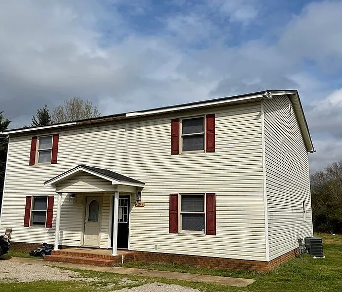 609 Piper Ct #A — Photo 1