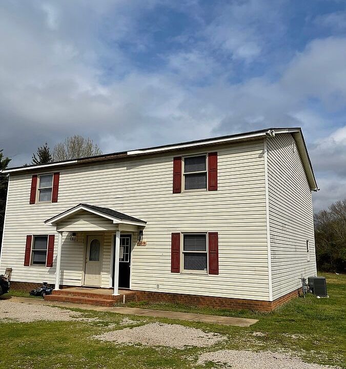 1st image of 609 Piper Ct #A