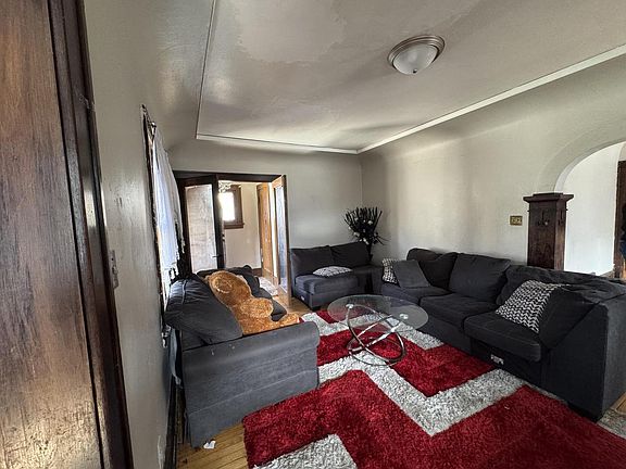 5th image of 2804 North 44th STREET