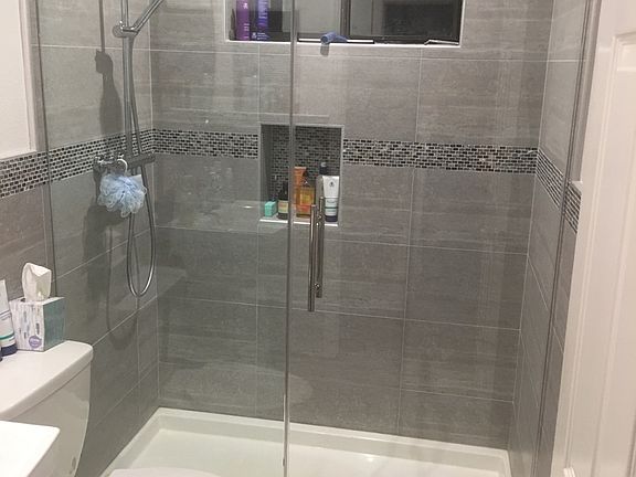 Main floor guest bathroom 