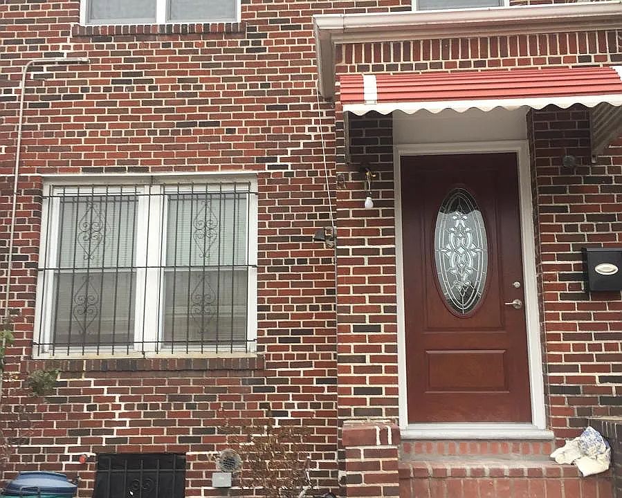 1st image of 16019 Grand Central Pkwy #1FL