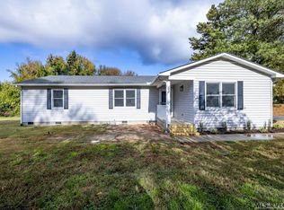 205 Smith St, South Hill, VA 23970