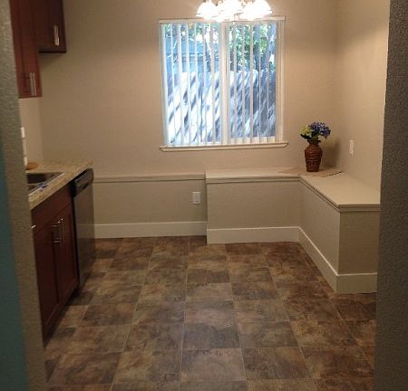 4th image of 613 Lindsay Ave