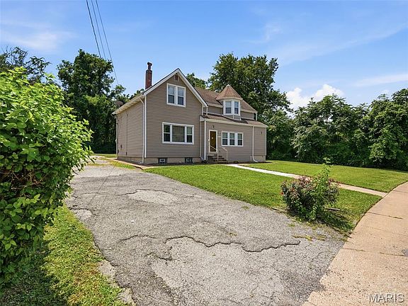 3rd image of 2626 Hord Ave