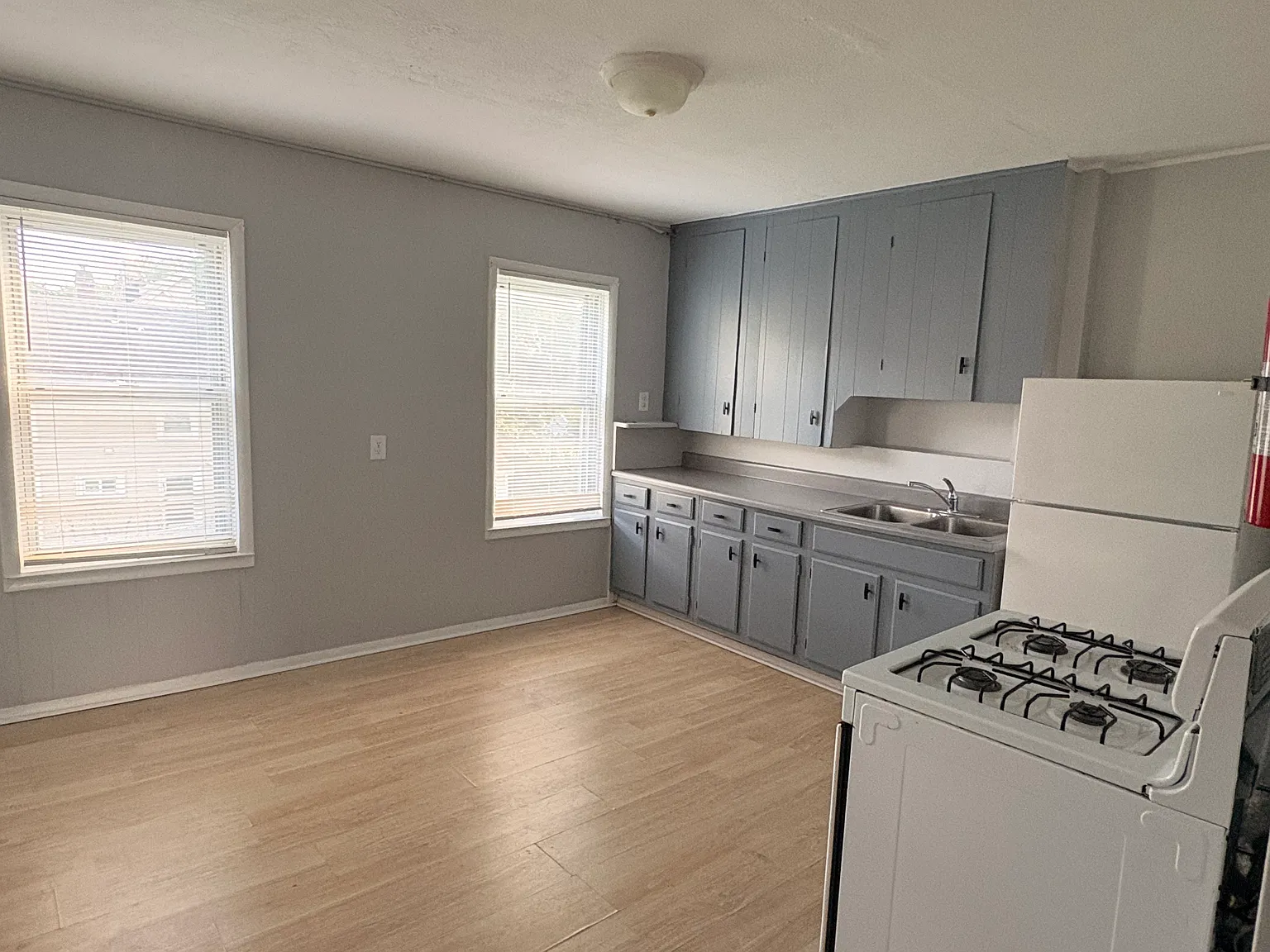 2 bed, 750 sqft, $1,650 — Photo 3