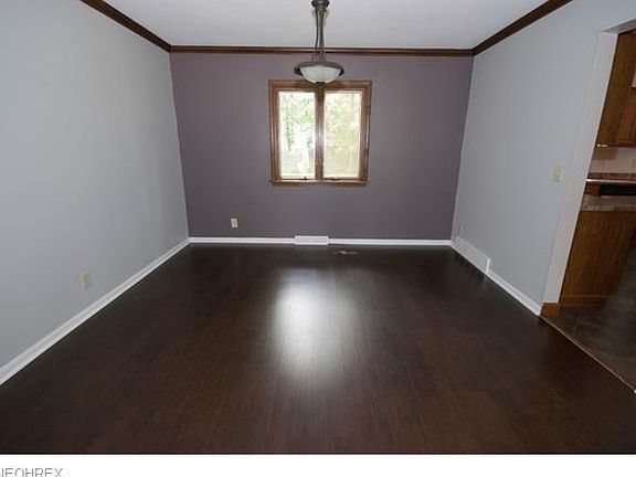 5th image of 16021 Squirrel Hollow Ln