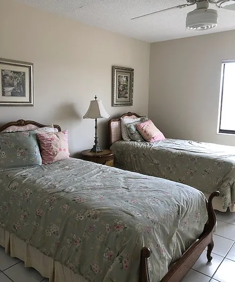 131 Garfield Dr #3D — Photo 2