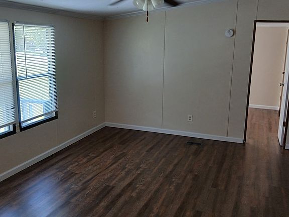 2nd image of 102 Singletary St