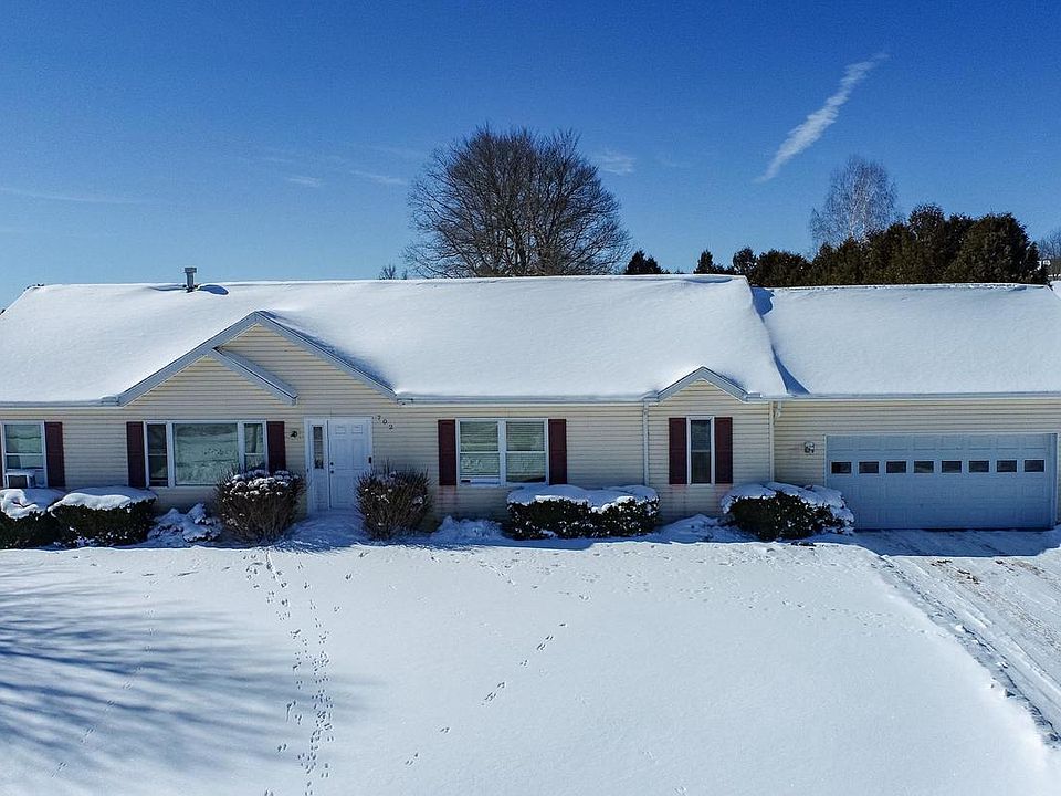1st image of 702 Sunshine Dr
