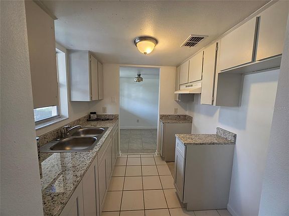 3rd image of 5521 Bay Blvd APT 102