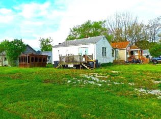 2221 W 27th St, Anderson, IN 46016