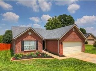 4027 Heatherview Rd, Louisville, KY 40218