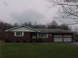 7221 Drake Stateline Rd NE, Burghill, OH 44404