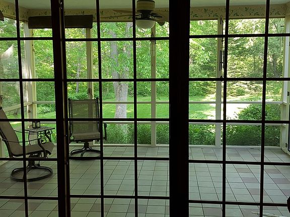 4th image of 3472 Porter Cottage