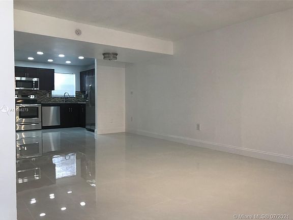 2nd image of 1560 NE 151st St #103