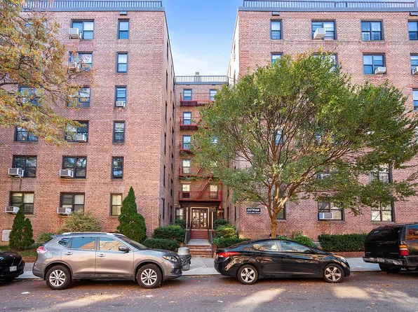 83-30 98th St #3C, Queens, NY 11421