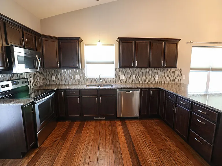 8237 Ryley Ln — Photo 3