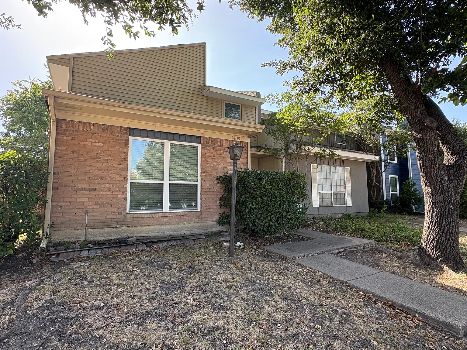 3 bed, 1400 sqft, $2,100 — Photo 1